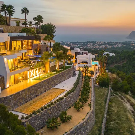 Villa Romeo By Abahana Luxe *